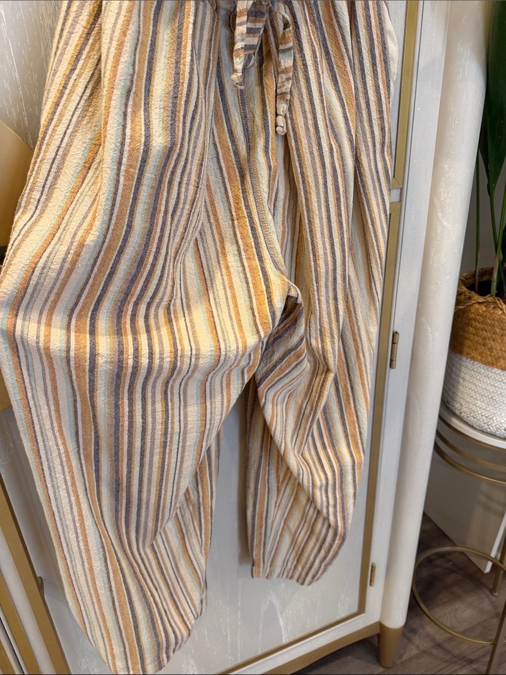 Free People Strapless Striped Tie-Waist barrell leg Jumpsuit in Beige & Cream - Picture 6 of 9
